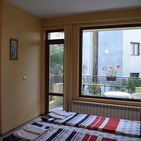 招待所 Sunny House